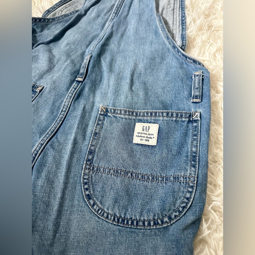 Gap denim overall shorts